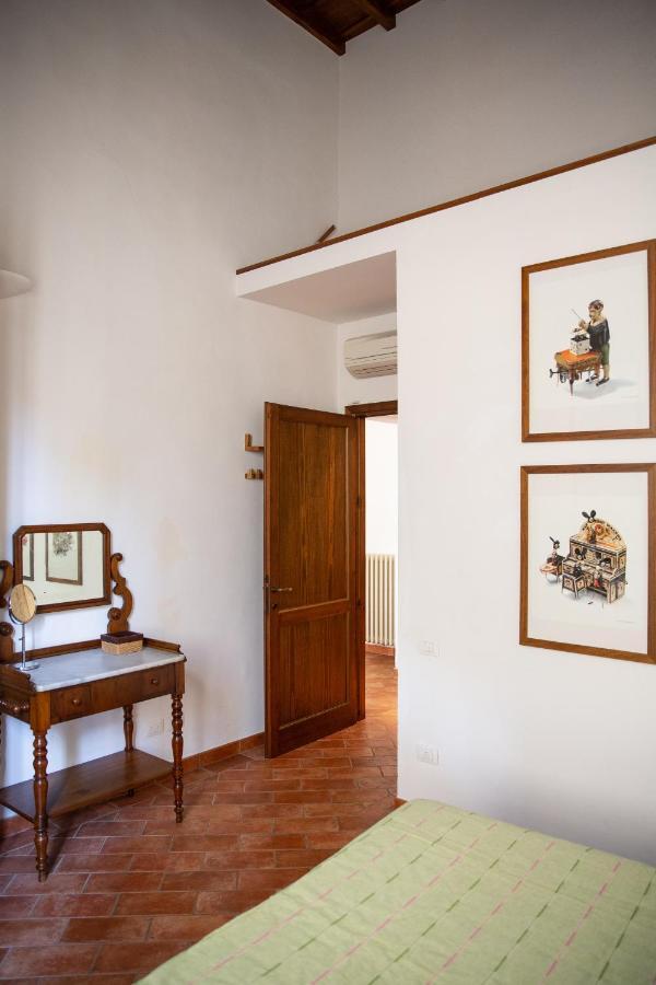 Lovely One Bedroom Apartment Nearby Ponte Vecchio Флоренция Екстериор снимка